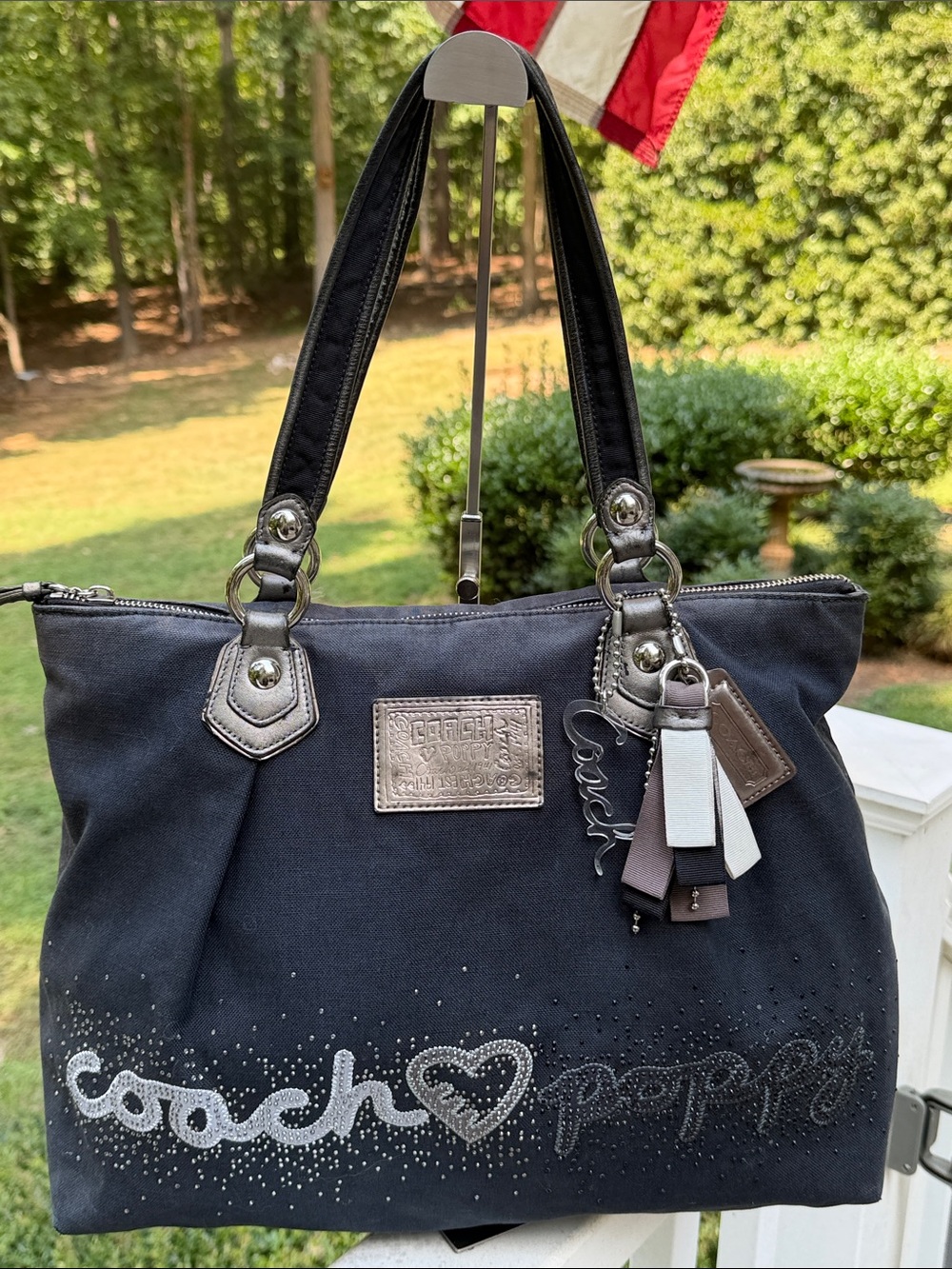 Coach Poppy Heart Black Canvas Rhinestone Tote and WRISTLET 3 HANG TAGS - Picture 11 of 17